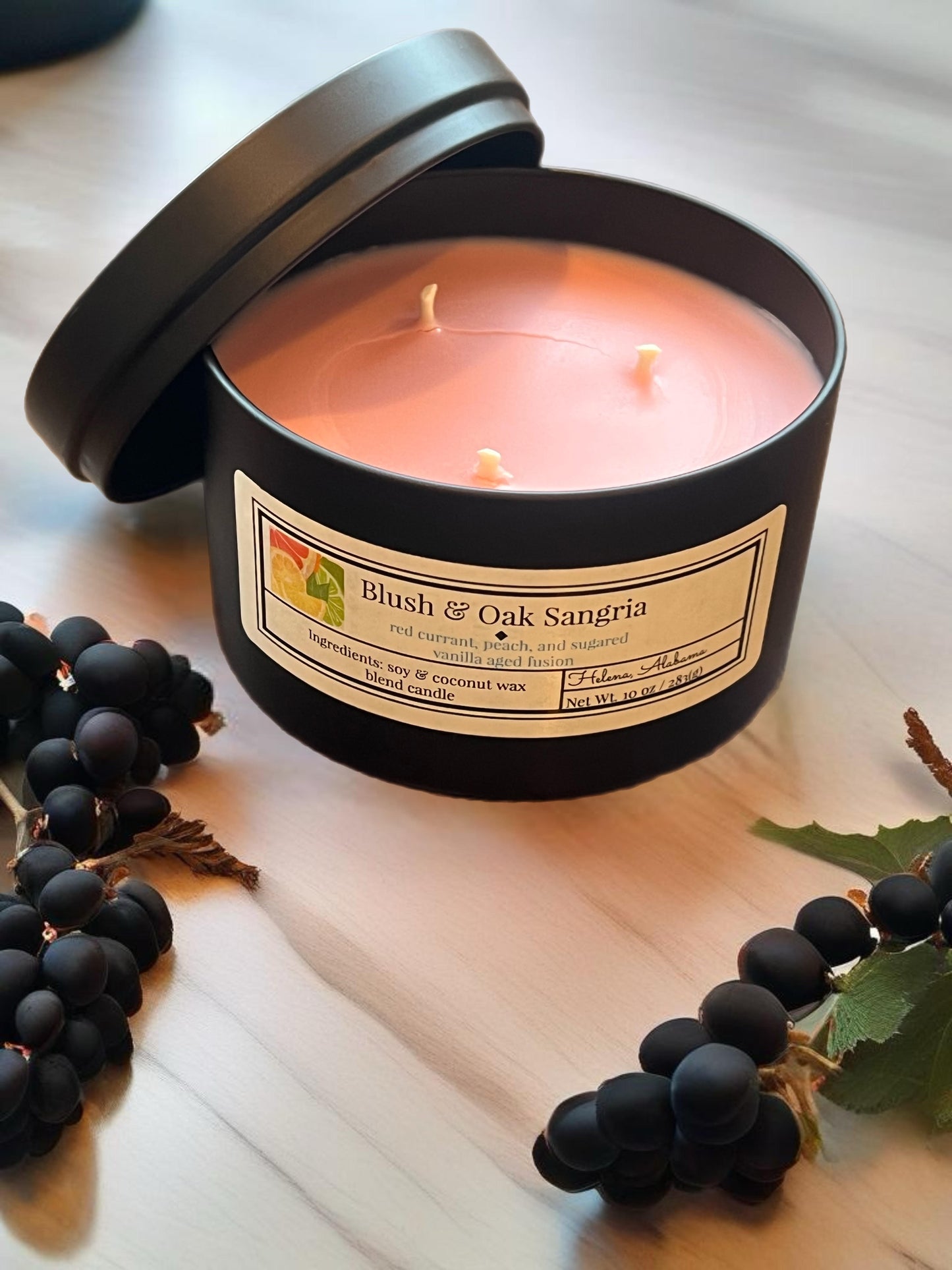 blush & oak sangria candle